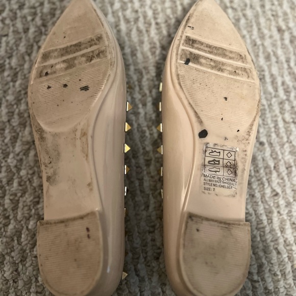 Flats - Picture 2 of 2